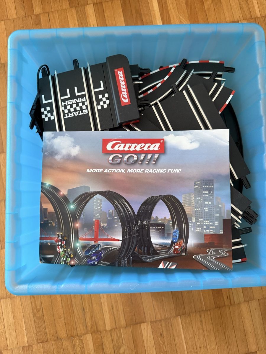 Carrera Circuits: Carrera GO!!! Rennbahn – D'occasion à Zürich par Salenotypo
