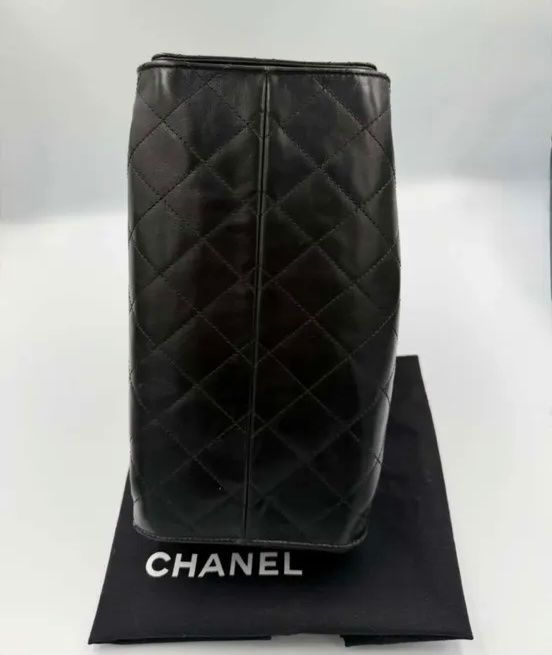 Chanel Sacs femmes: Chanel 25 Small, schwarz – D'occasion à Triesen par atos87 5