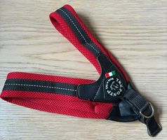 Hundegeschirr rot Grösse M wenig getragen,