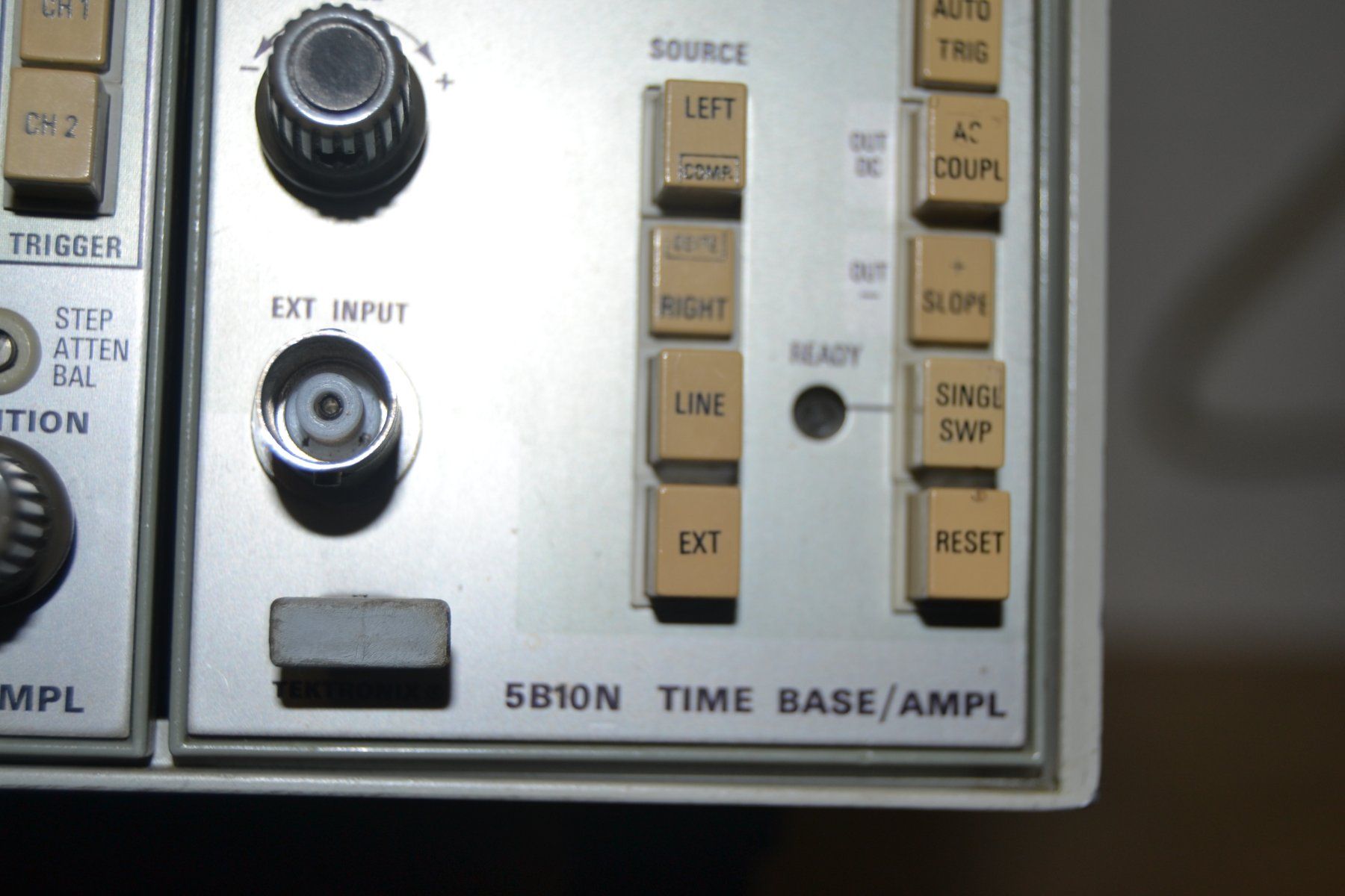 Misurare: Tektronix D12 / 5103N Dual-Beam non-storage – Usato da Wil SG venduto da fanofrio 6
