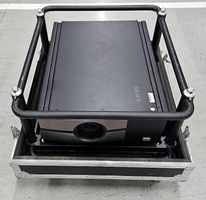 Barco RLM W-8 3 Chip DLP Projektor
