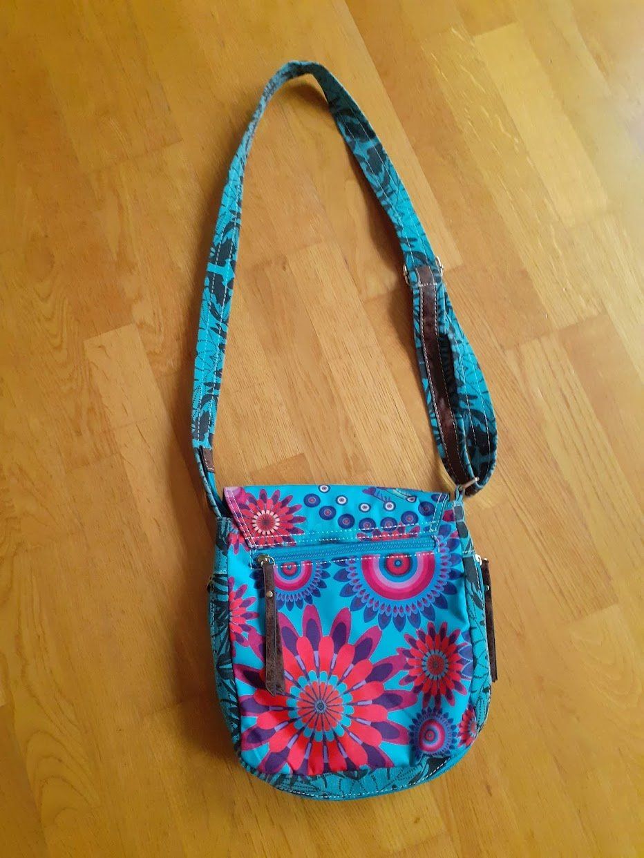 Sacs femmes: Tasche – D'occasion à Dübendorf par Fip05 3