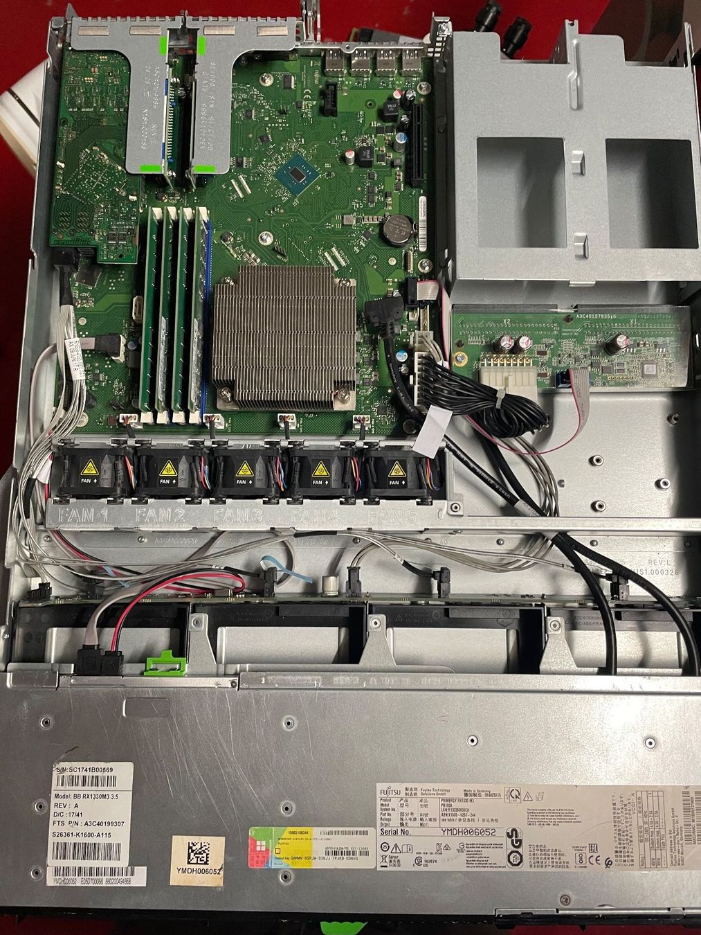 Fujitsu Server: Fujitsu Primergy RX1330 M3 Server Xeon/32GB – Usato da Niederdorf venduto da LeptonAG 6