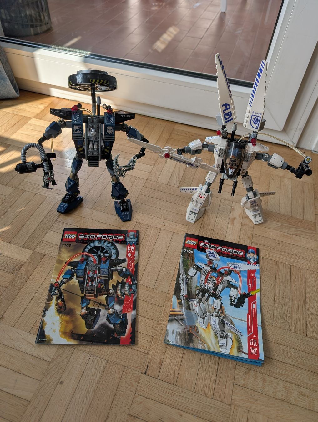 Lego Jeux de construction: Lego Exo-Force 7700 and 7703 – D'occasion à Neuchâtel par lynne_mo
