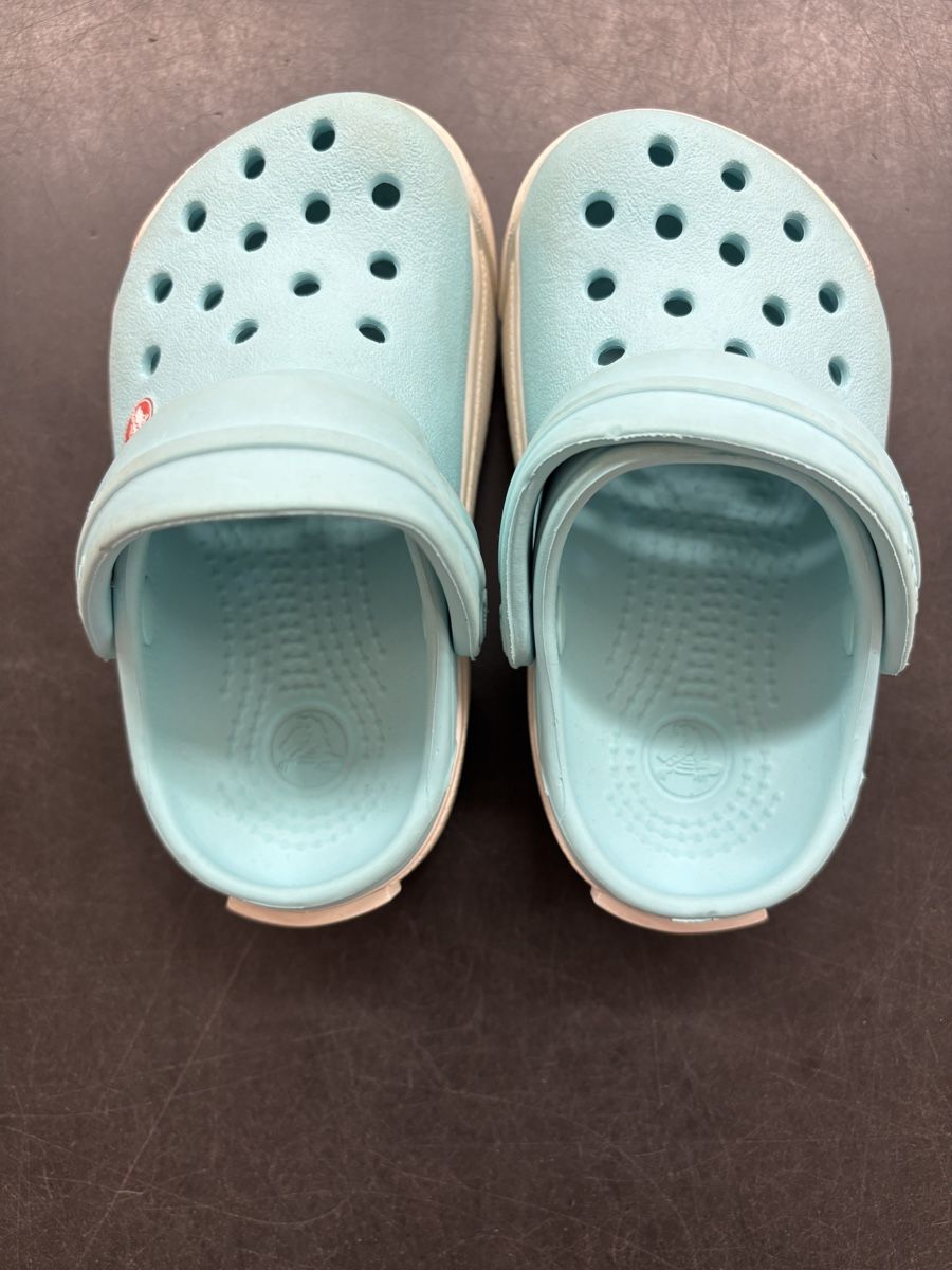 Crocs Scarpe per ragazzi: Crocs, Grösse 21/22 – Usato da Büren an der Aare venduto da Nikito2001 2
