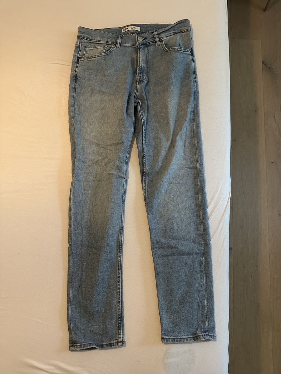 Zara Jeans: Jeans Zara – Usato da Bärschwil venduto da j_18996