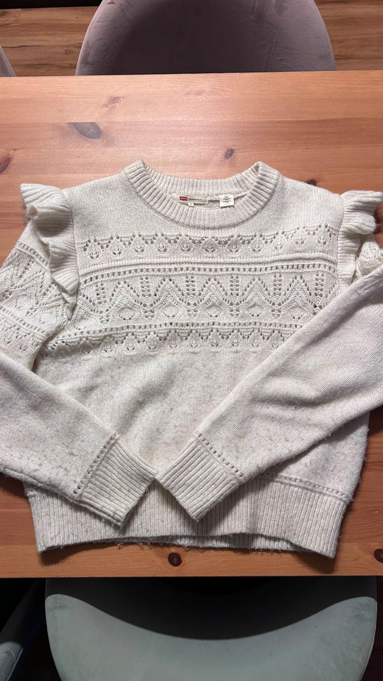 Levi's Maglioni & Felpe: Levi's Strickpullover – Usato da Seengen venduto da nad_cn92 2