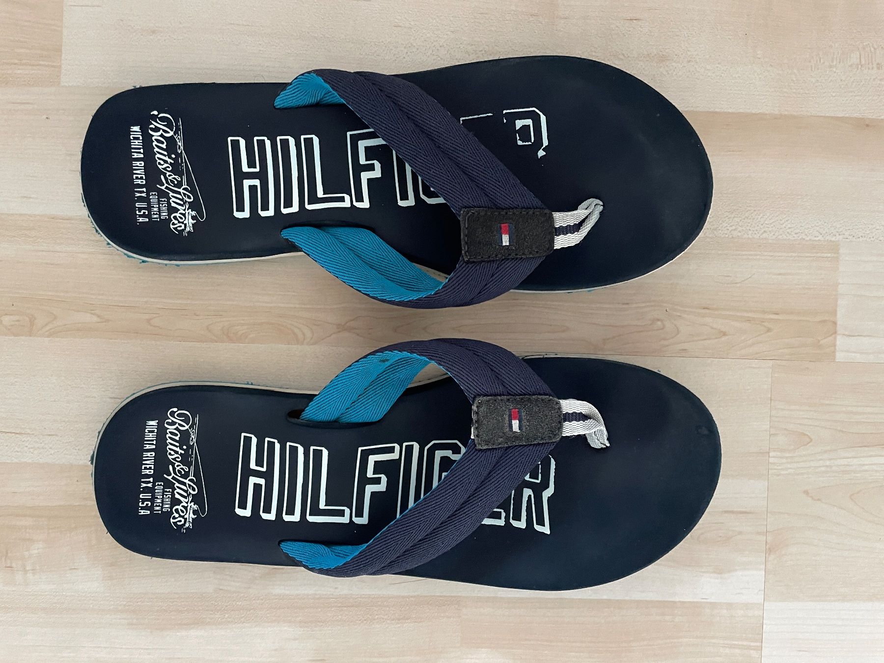 Tommy Hilfiger Scarpe da uomo: Tommy Hilfiger Flip Flops Schuhe Gr. 45 – Usato da Bonstetten venduto da kaiser_a 1