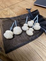 6 Möbelknöpfe, beige