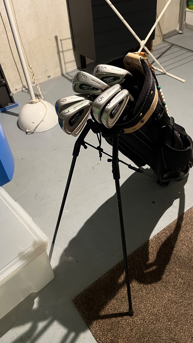 Schläger & Sets: Golf Bag mit Schlägern – Gebraucht aus Wiesendangen von Baro 2