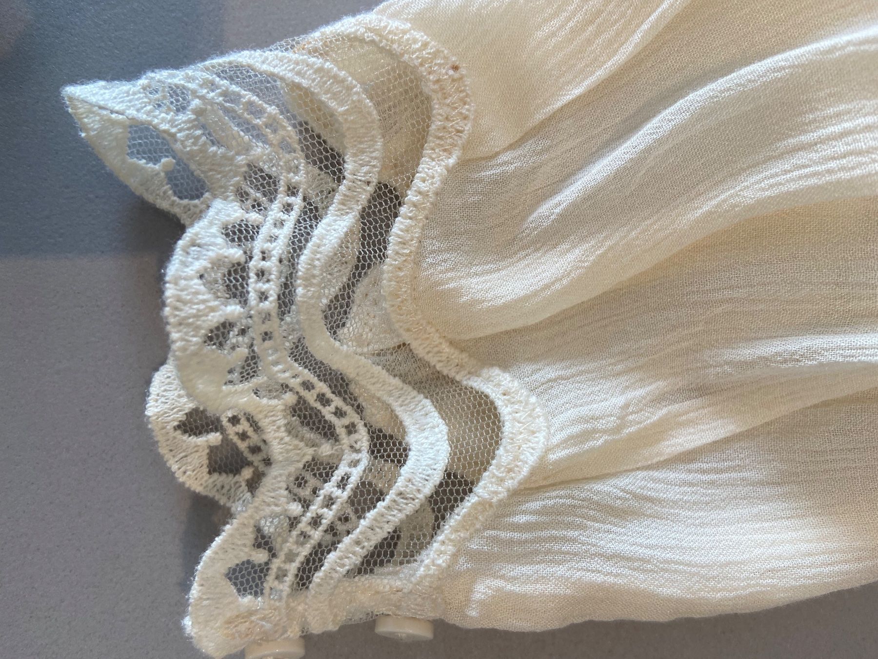 Ba&Sh Camicette: Blouse Ba&Sh – Usato da Ecuvillens venduto da garrig 2