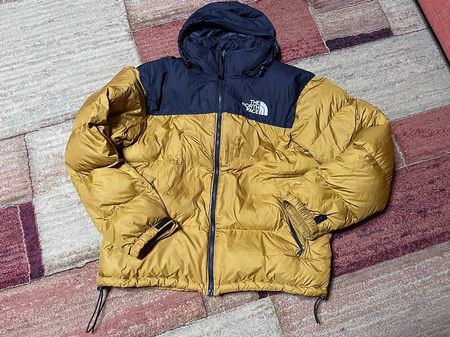 Winterjacke Gr. M North Face NUPTSE gelb-schwarz