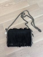 Stella McCartney Tasche Fransen Schwarz mit Kette