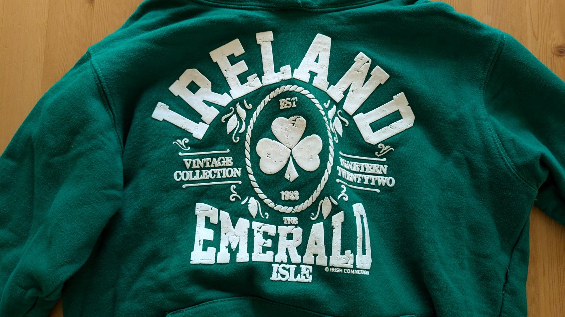 Pullover & Sweatshirts: Hoodie Irlande – Gebraucht aus Pully von dia_6tzd 1