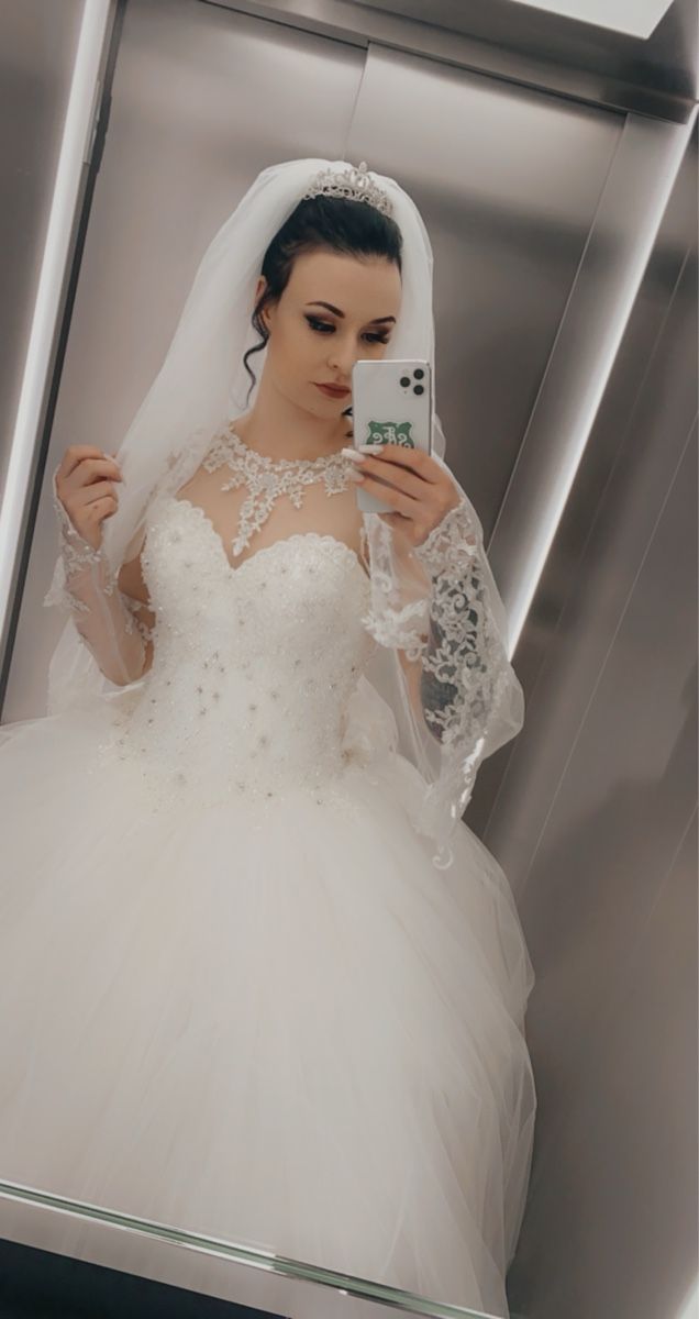Kleider: Hochzeitskleid – Gebraucht aus Zuckenriet von Chiaretta1879 1