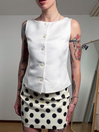 Vintage White Sleeveless Blouse