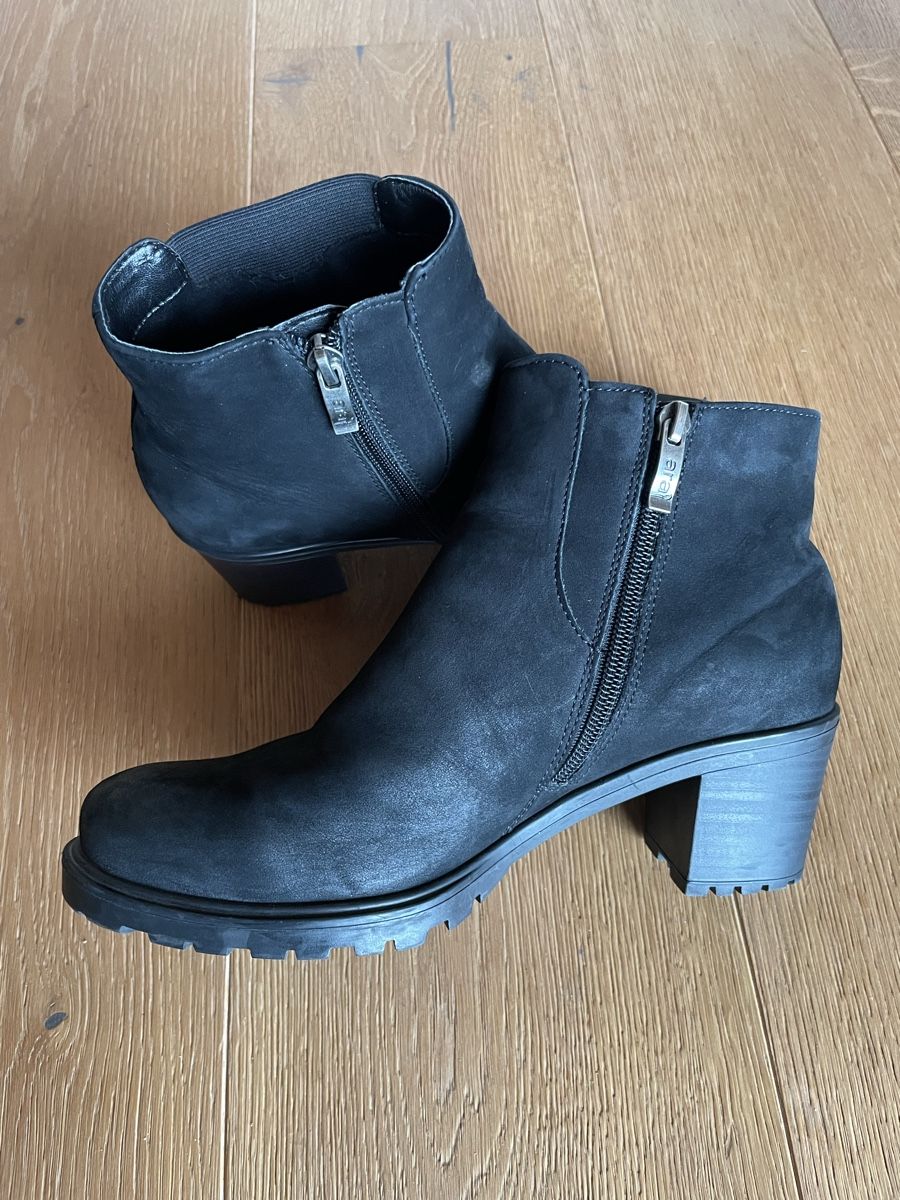 Scarpe da donna: Stiefeletten – Usato da Aarwangen venduto da erd_ngx8 1