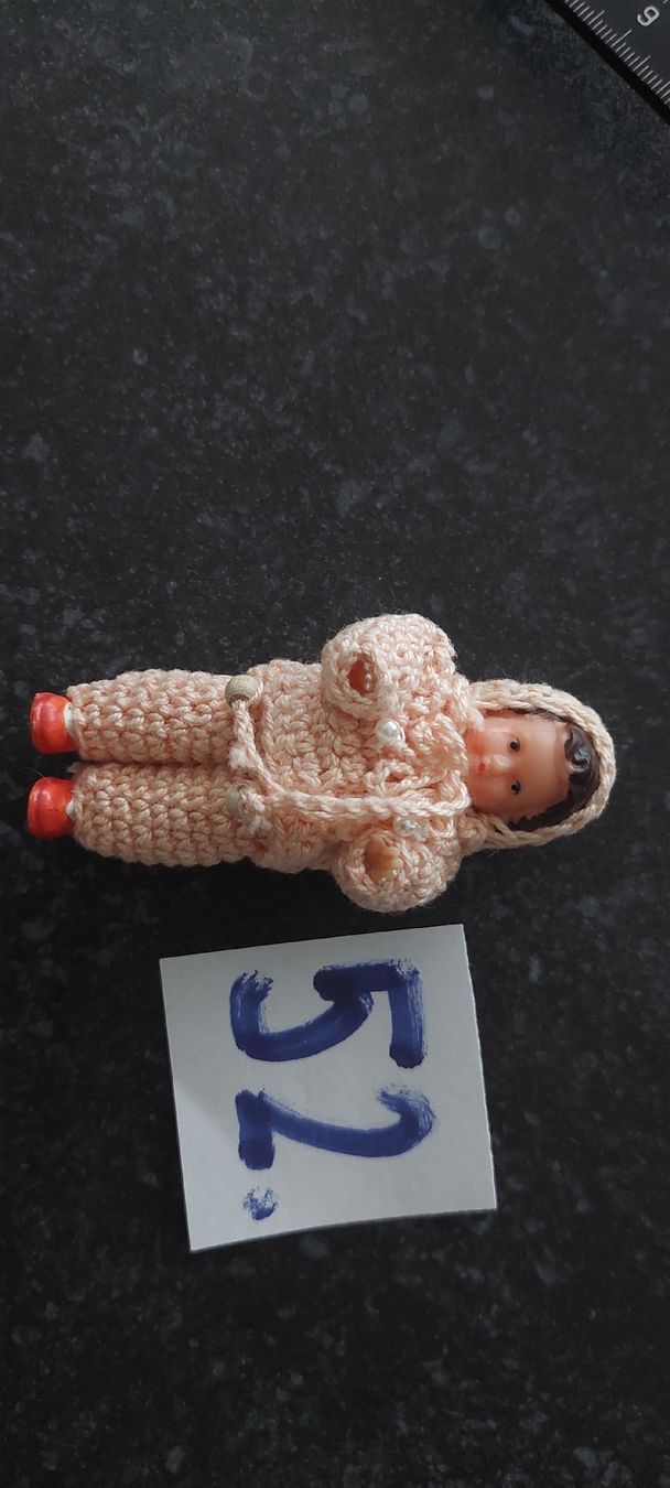 Bambole: Puppenstubenpüppchenangezogen  – Nuovo (secondo la descrizione) da Muri AG venduto da nindo1 6