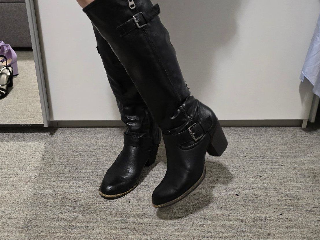 Scarpe da donna: Stiefel Grösse 39 – Usato da Chur venduto da Mikymiki