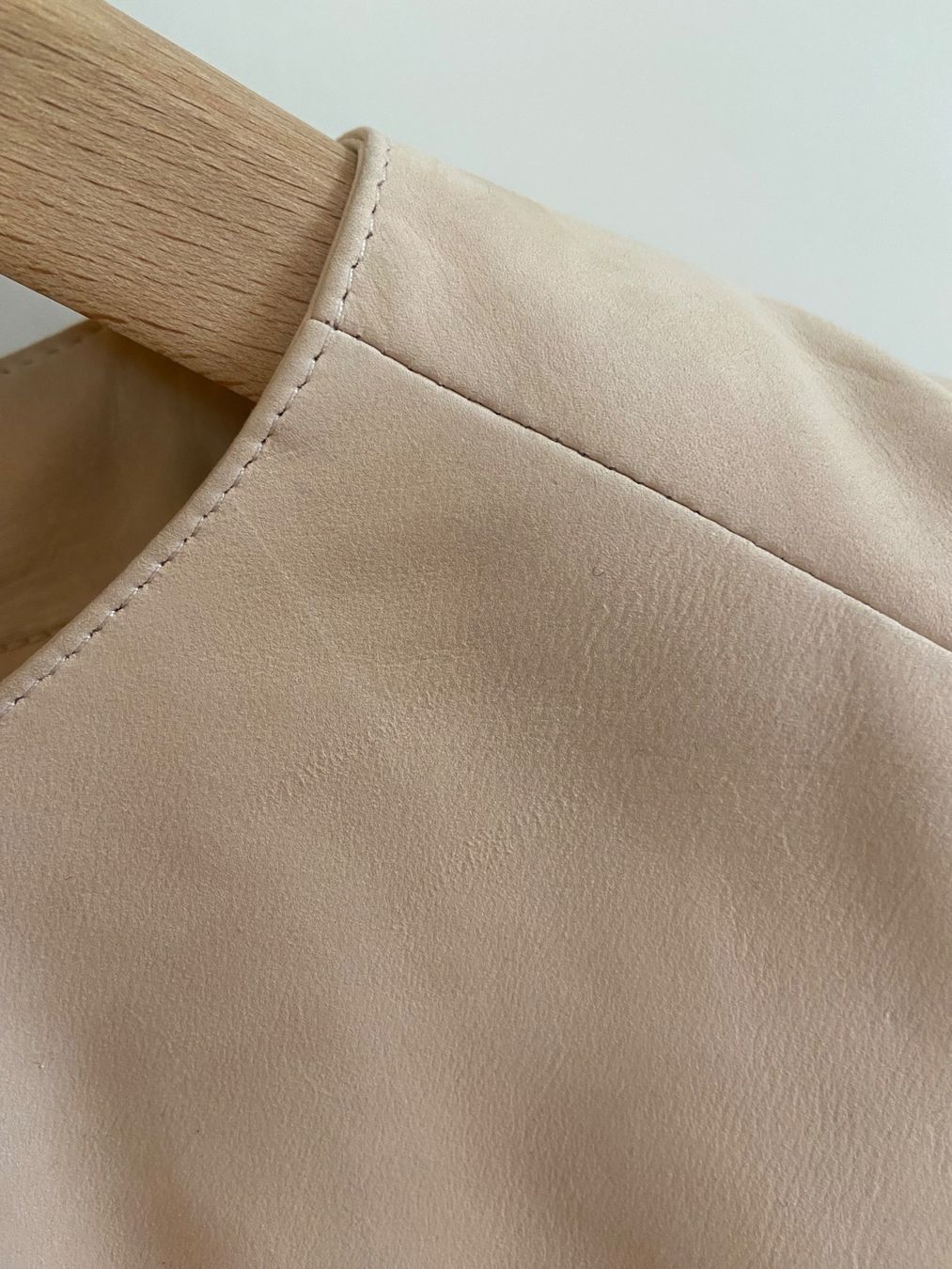 Burberry Vestiti: Burberry - Lederkleid, Gr. 38, puderfarben – Usato da Zürich venduto da Johanna028 4
