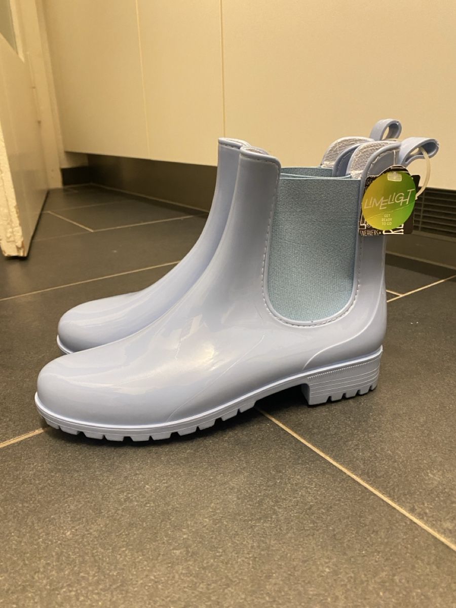 Scarpe da donna: Stylische Gummistiefel Grösse 40, Hellblau – Nuovo (secondo la descrizione) da Zürich venduto da sheijla 6