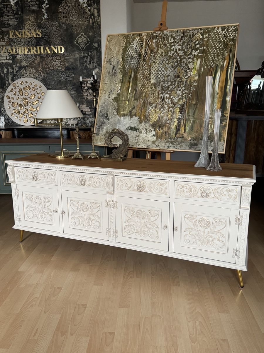 Cassettiere:     Edles Sideboard mit handveredelten Details  – Nuovo (secondo la descrizione) da Sisseln AG venduto da ibr_c5wj