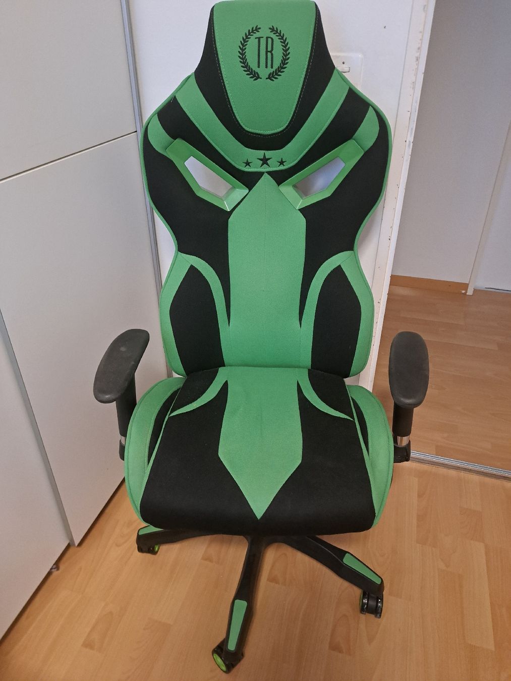 Sedie a rotelle: Gaming - Stuhl – Usato da Emmenbrücke venduto da Qalku.live.it 4