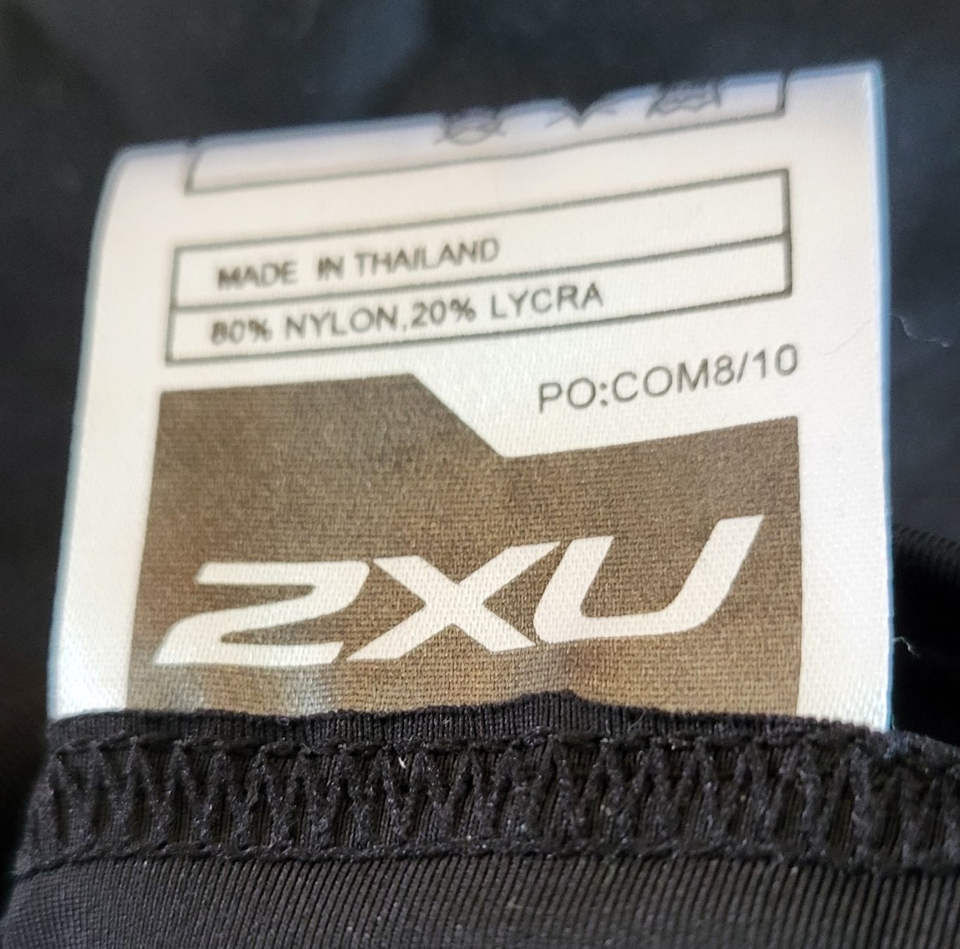 T-shirt: 2XU Compressions shirt xxl – Usato da Unterseen venduto da rej_lnk9 3