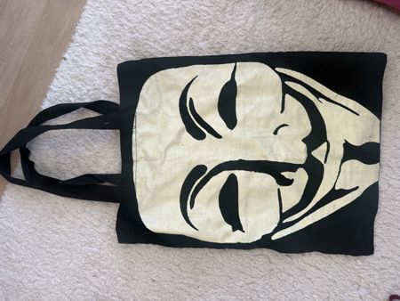 Schwarze Stofftasche mit speziellem Aufdruck - Top!
