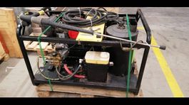 Kärcher mit Diesel motor