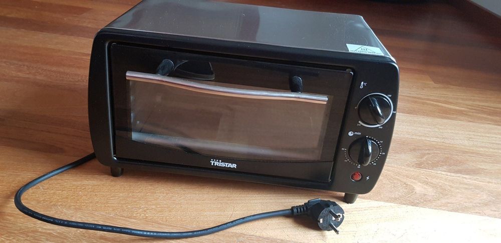 Tristar Mini Backofen 42 Liter - Mit 2 Kochplatten 500W + 800W