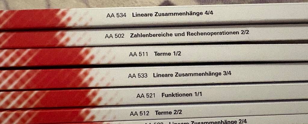 Libri:     BMS/AKAD Mathe Bücher + Casio fx-991DEX  + Formelbuch – Usato da Elgg venduto da zib_gcb6 3