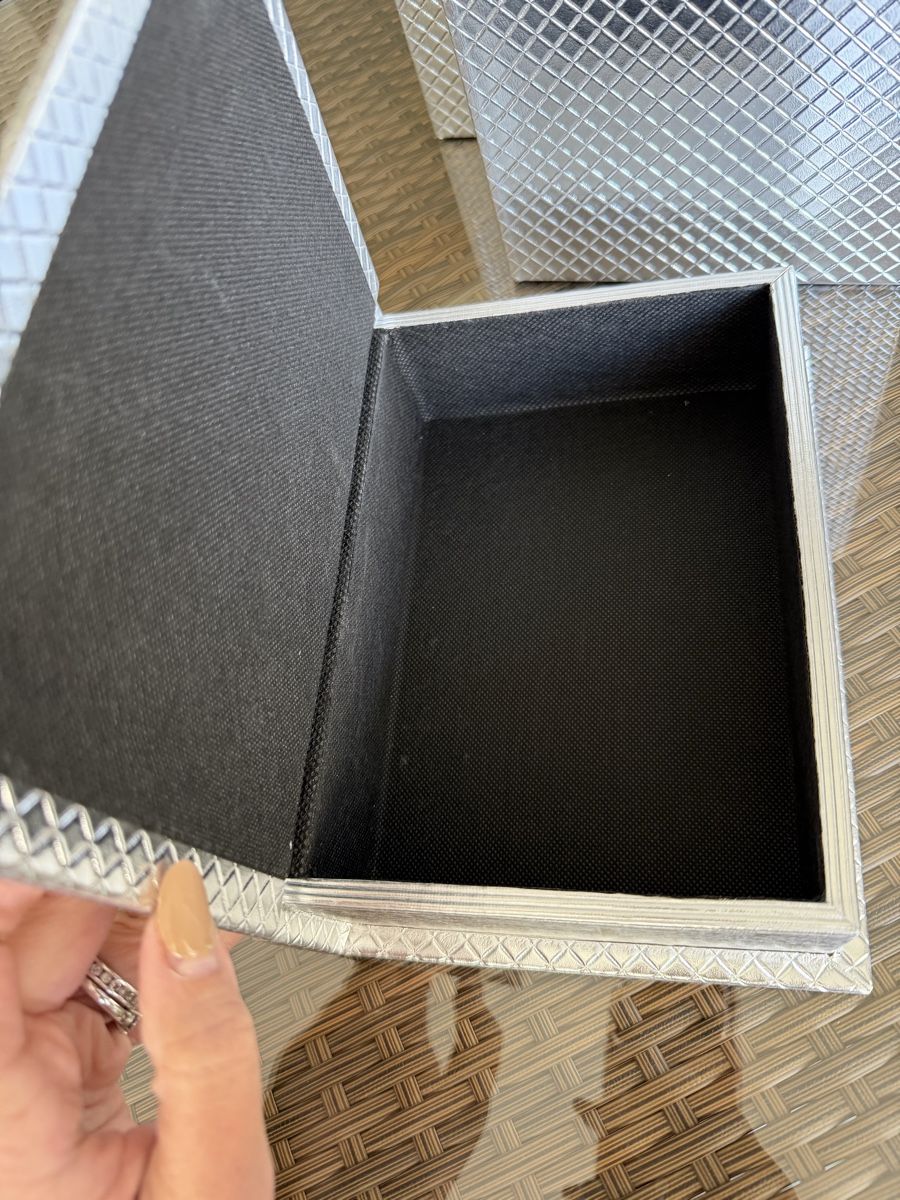 Contenitori & Simili: Bücherboxen 3Stück silber  – Nuovo (secondo la descrizione) da Emmenbrücke venduto da Dior09 5
