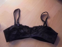 BH Gr. 90C Schwarz mit Spitzen NEU ohne Bügel