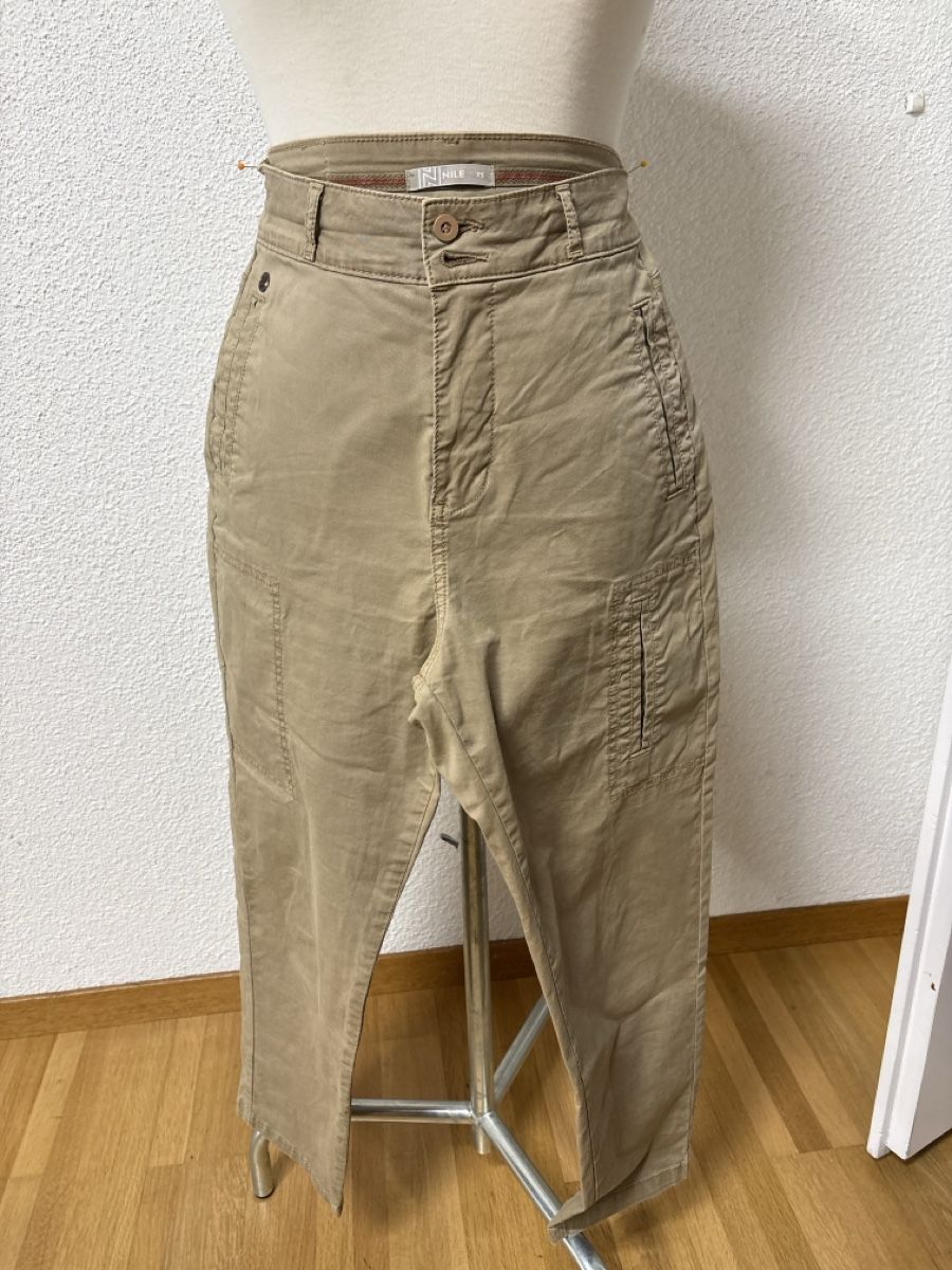 Nile Hosen: Original NILE Khaki Hose, Grösse XS – Gebraucht aus Maienfeld von 8796