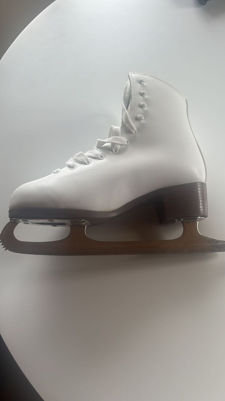 Graf Pattini da ghiaccio: Graf Davos Gold Eiskunslaufschuhe Grösse 39 – Usato da Stäfa venduto da goldglitzer 3