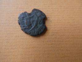 uralte Bronzemünze  17 mm     1.81 g