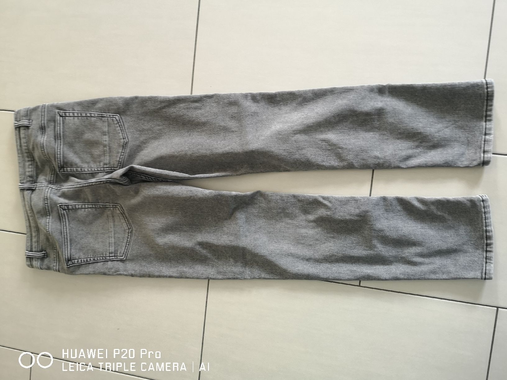 C&A Pantaloni: Bequeme Jeans Gr. 176 – Usato da Balterswil venduto da Ade0606 1