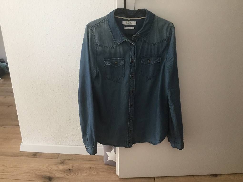 Camicette: Jean Shirt, Size 38-40 – Usato da Dällikon venduto da Martisw7