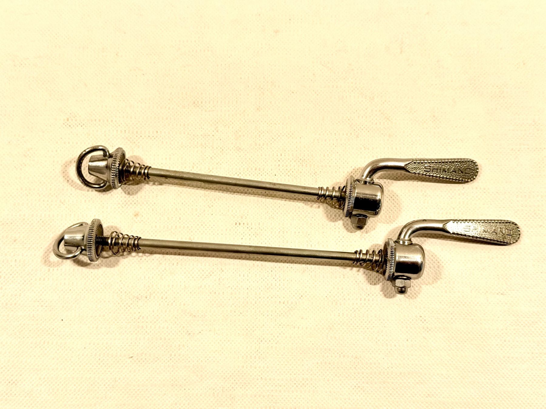 Shimano Pezzi di ricambio: First Generation Dura Ace Schnellspanner Set V+H TOPZ. 2601 – Usato da Luzern venduto da bikeandbeltcom