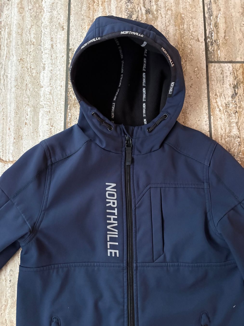 C&A Vestes & Manteaux: Softshelljacke Jacke Grösse 140 C&A – D'occasion à Nürensdorf par Yellowstone09 3