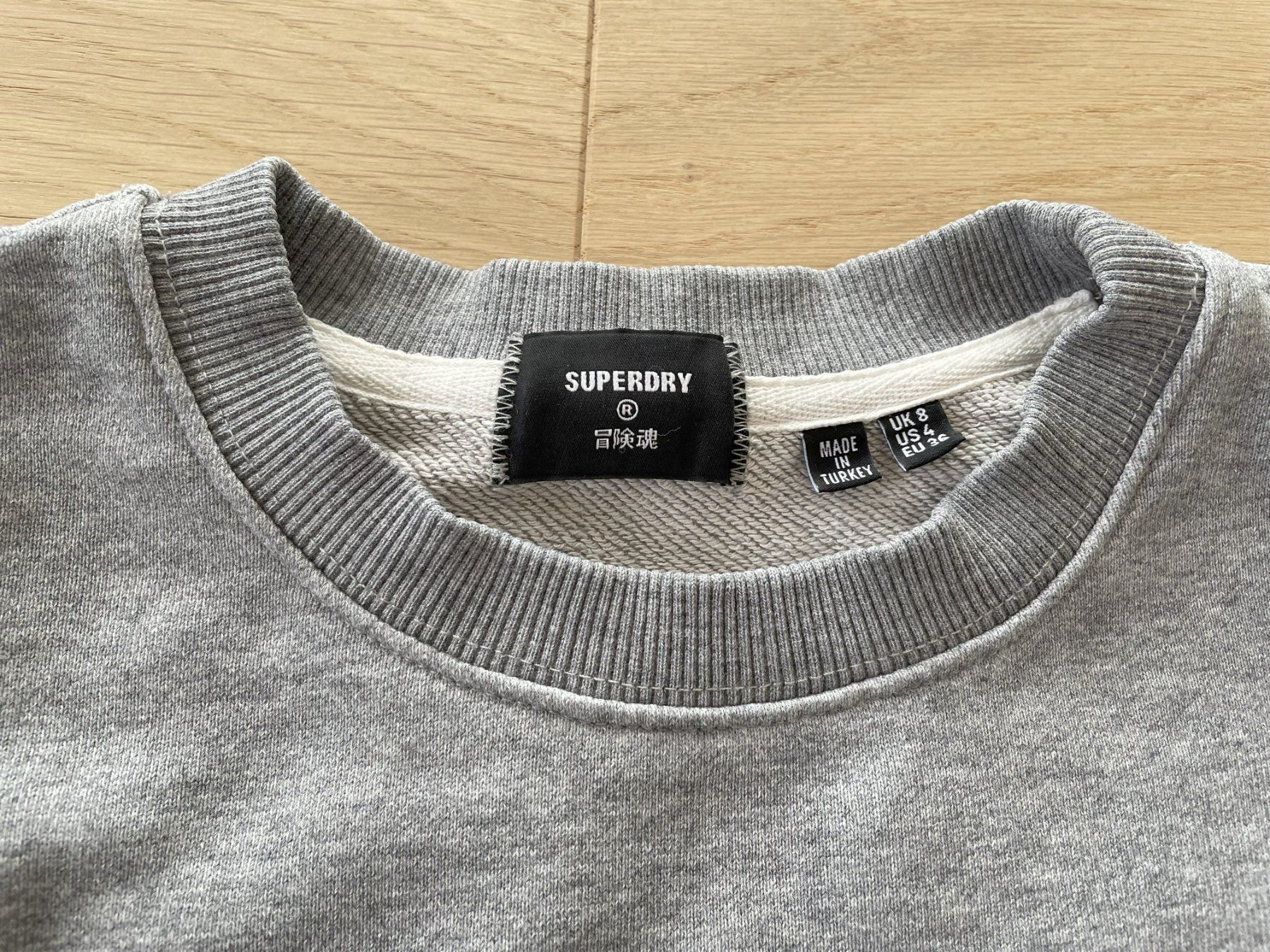 Superdry Pulls & Sweat-shirts: SUPERDRY Pullover - grau – D'occasion à Eschenbach LU par B.L.R 1
