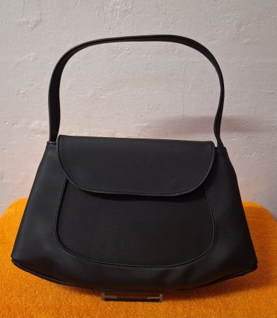 Neu: kleine, edle Handtasche Fashion Queen /Hochzeit schwarz