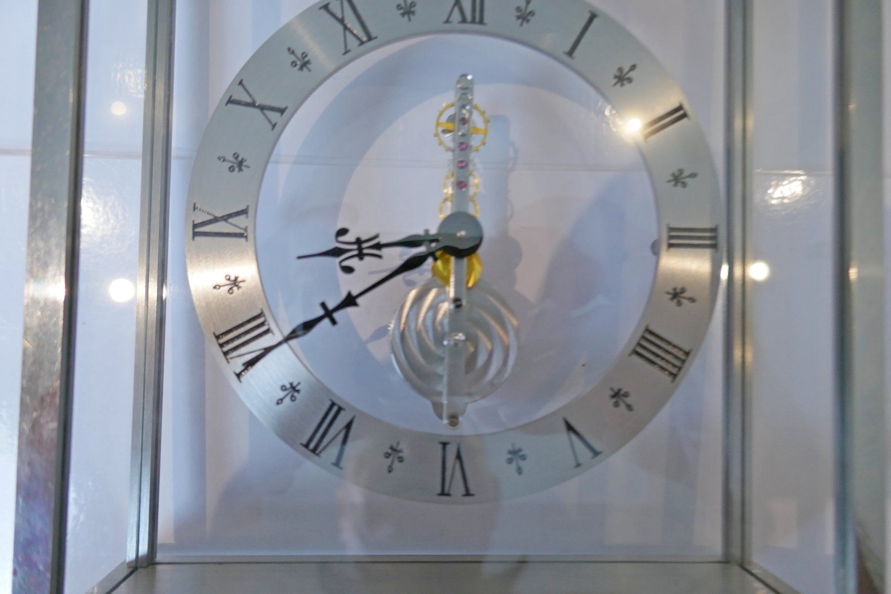 Jaeger-Lecoultre Uhren: Jaeger LeCoultre Tischuhr Stabwerk – Gebraucht aus Schaffhausen von swisswatches-andmore 1