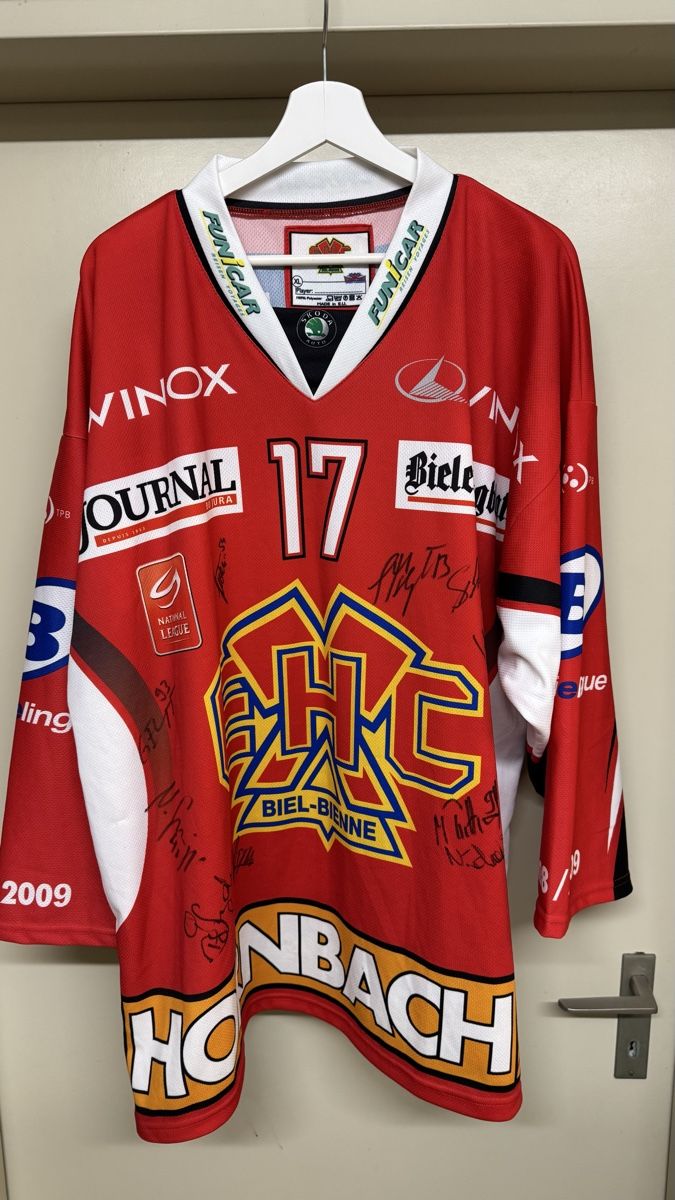 EHC Biel Canottiere & Pantaloni: EHC Biel Shirt David Ling #17 – Usato da UNTERSIGGENTHAL venduto da s_rzb8