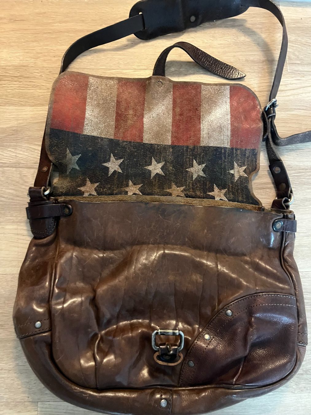 Borse: Leder Umhängetasche Tasche Vintage – Usato da Schliern b. Köniz venduto da MVTamburini 1