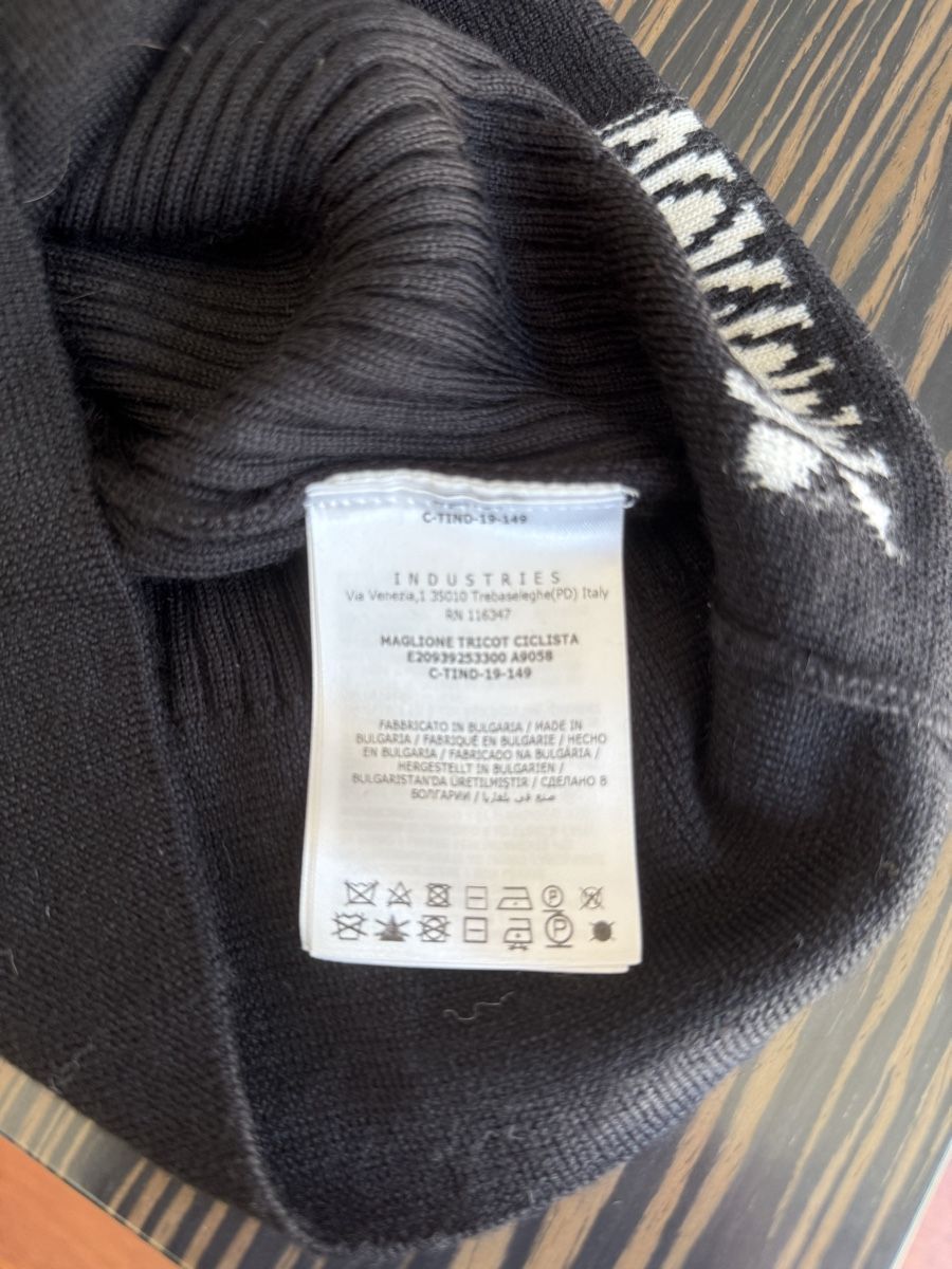 Moncler Maglioni & Felpe: Pull col roulé noir Moncler taille - M – Nuovo (secondo la descrizione) da Genève venduto da iry_67wr 7