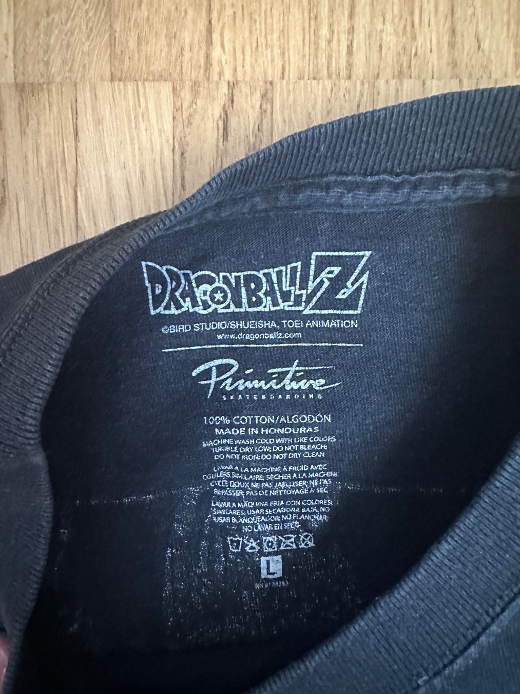 T-shirt: Naruto x Primitive Shirt (Vegeta) – Usato da Niedergösgen venduto da Abrek9 2
