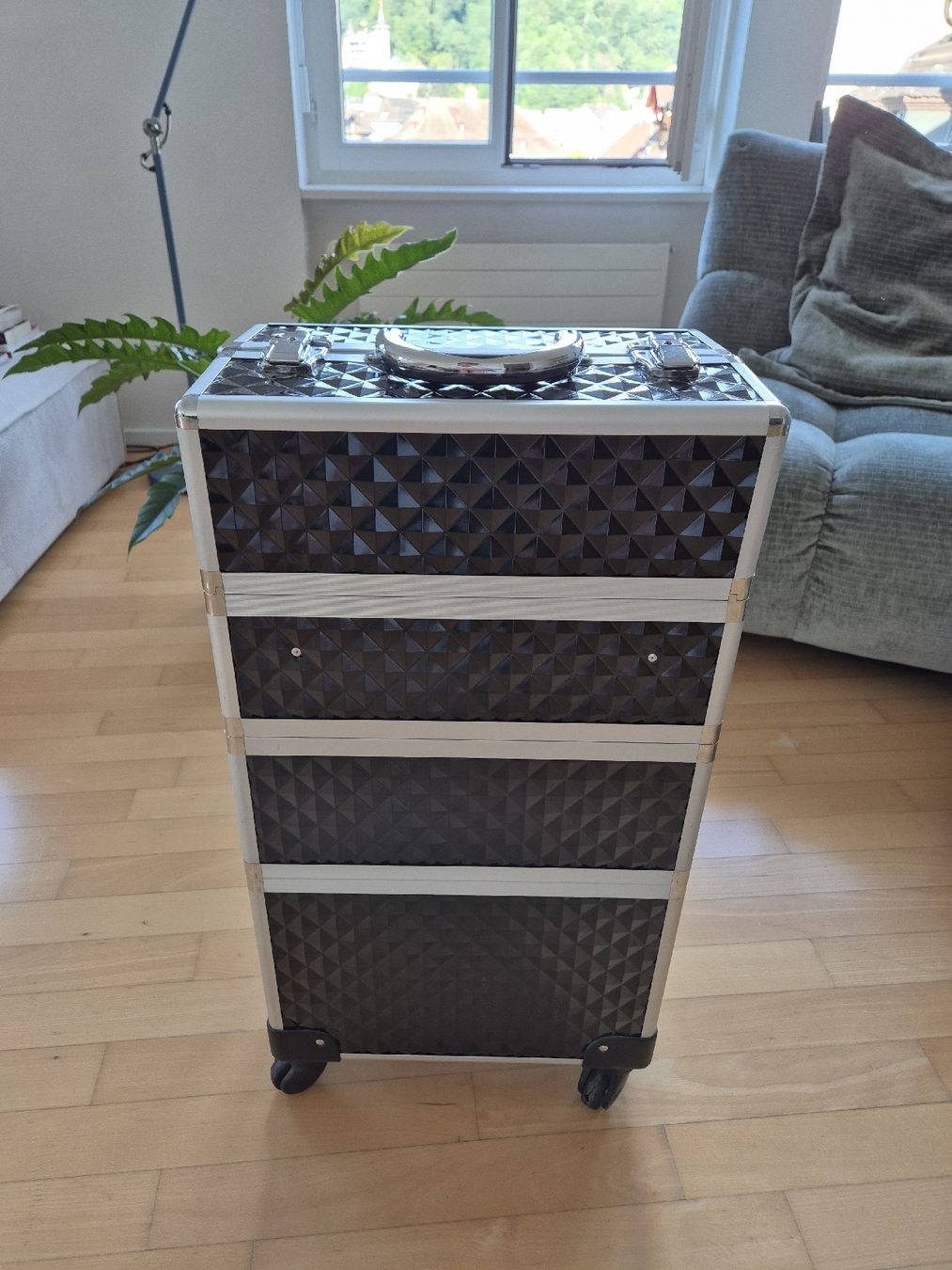 Valigie & Borse: Kosmetikkoffer Trolley 2-teilig mit Spiegel & Rollen – Usato da Luzern venduto da 2ndlifecloset 1