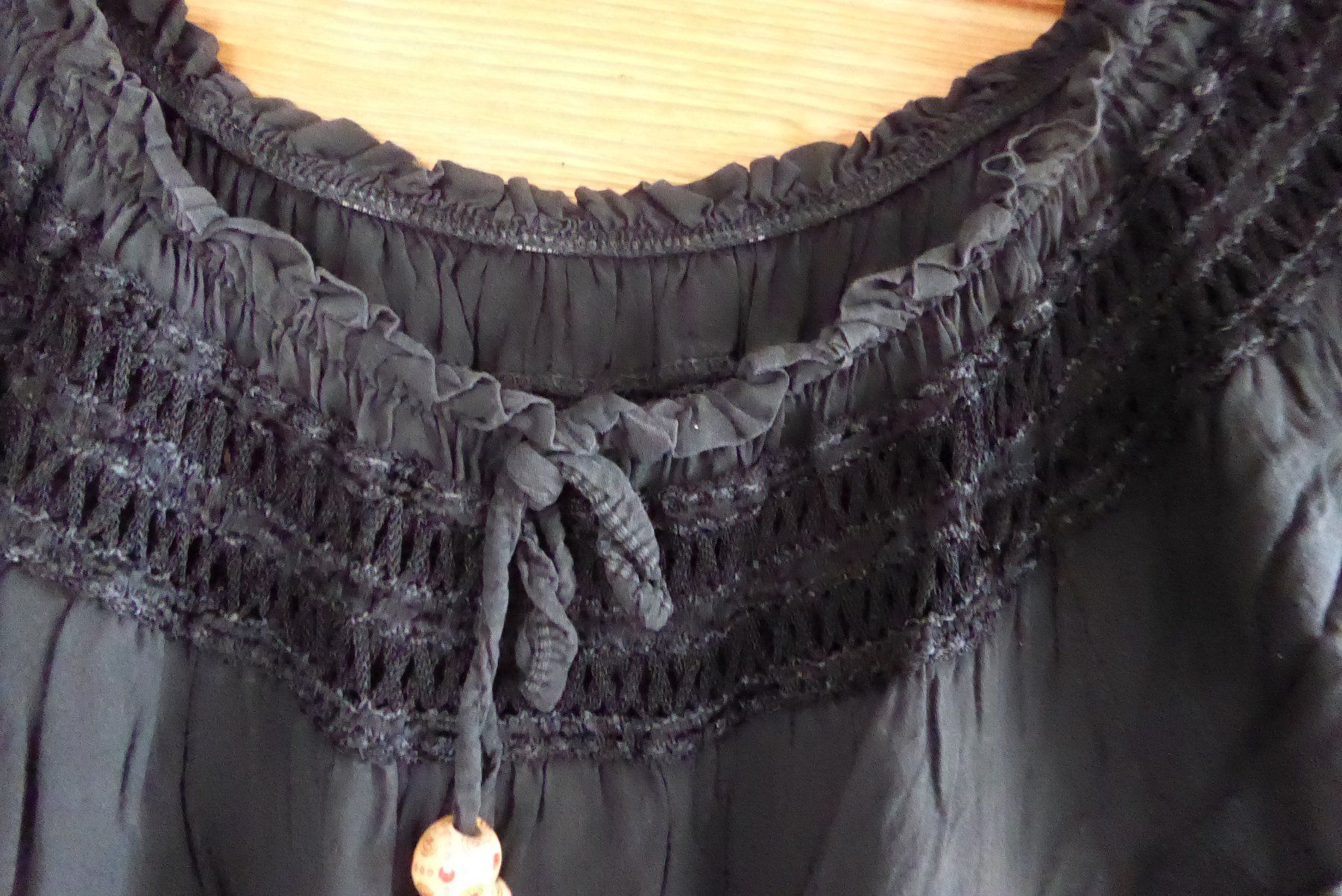 Camicette: schwarze Sommer Bluse Gr M – Usato da Sargans venduto da Benziner 4